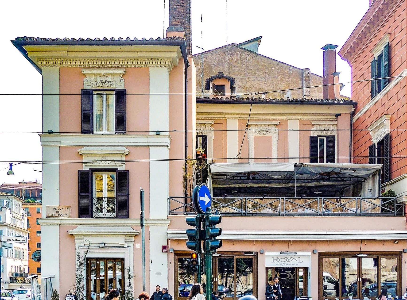 Via San Giovanni in Laterano, Piazza del Colosseo dopo il restauro