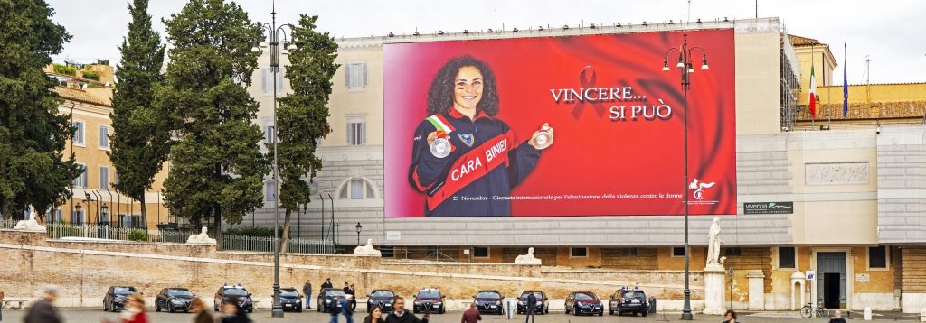 I maxi ledwall di Roma, Milano e Torino hanno ospitato, per tutta la giornata di questa importante ricorrenza, un messaggio di incoraggiamento a tutte le donne: “Vincere…si può”.